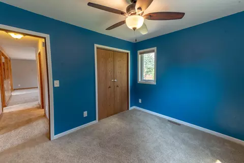 Bedroom - 512 Pinetree Dr, Perham, MN 56573 photo 4 of 5