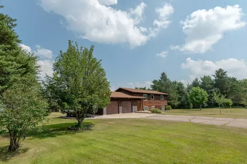 Exterior - 512 Pinetree Dr, Perham, MN 56573 photo 3 of 10