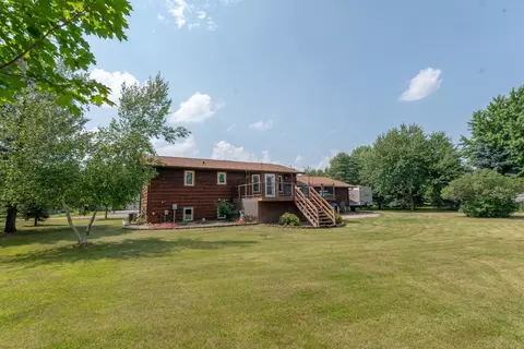 Exterior - 512 Pinetree Dr, Perham, MN 56573 photo 5 of 10