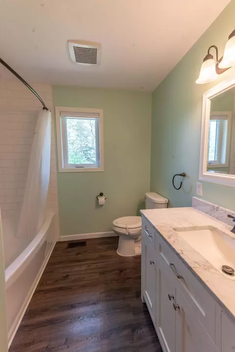 Bath - 512 Pinetree Dr, Perham, MN 56573 photo 1 of 3