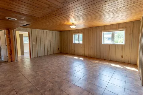 Living - 512 Pinetree Dr, Perham, MN 56573 photo 4 of 6