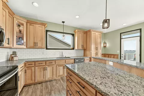 Kitchen - 562 15th Ave NE, Byron, MN 55920 photo 1 of 5