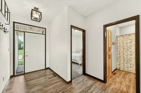 Entry Way - 562 15th Ave NE, Byron, MN 55920 photo 2 of 3