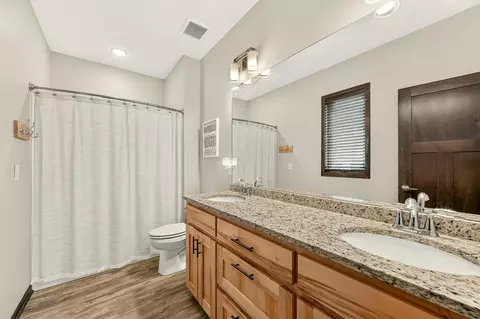 Bath - 562 15th Ave NE, Byron, MN 55920 photo 2 of 3
