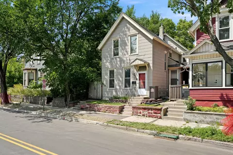 53 Dale St N, Saint Paul, MN 55102