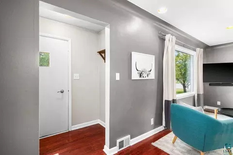 Entry Way - 19 E Buffalo St, Duluth, MN 55811 photo 1 of 3