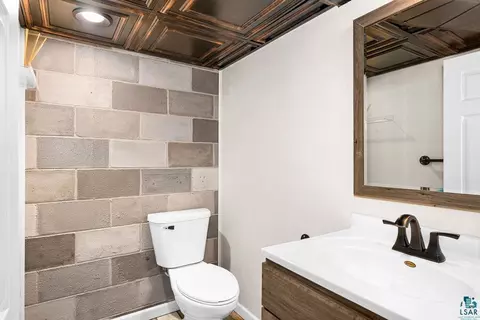 Bath - 19 E Buffalo St, Duluth, MN 55811 photo 4 of 4