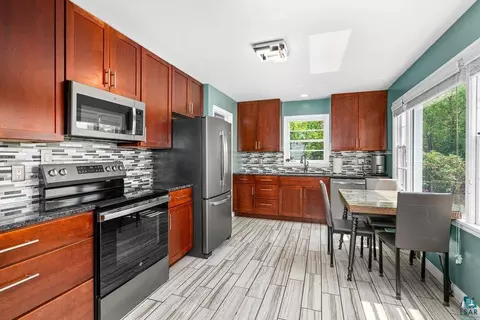 Kitchen - 19 E Buffalo St, Duluth, MN 55811 photo 1 of 4