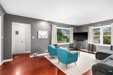 Living - 19 E Buffalo St, Duluth, MN 55811 photo 3 of 3