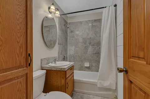 Bath - 1727 14th Ave S, Saint Cloud, MN 56301 photo 1 of 1