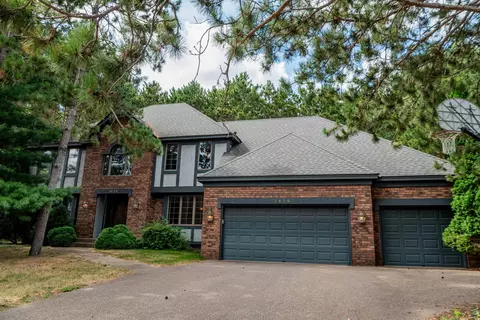 1820 Interlachen Alcove, Woodbury, MN 55125