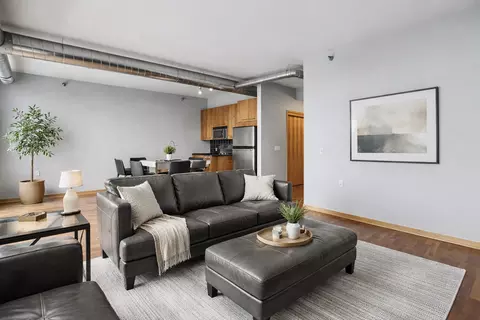 1211 Lagoon Ave #410, Minneapolis, MN 55408