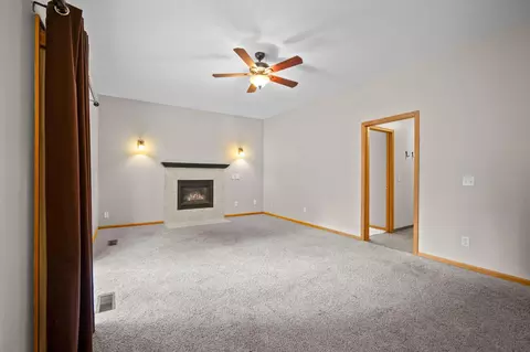 Living - 960 Wildflower Ct, Eagan, MN 55123 photo 4 of 6