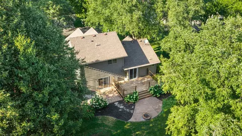 Exterior - 960 Wildflower Ct, Eagan, MN 55123 photo 7 of 7