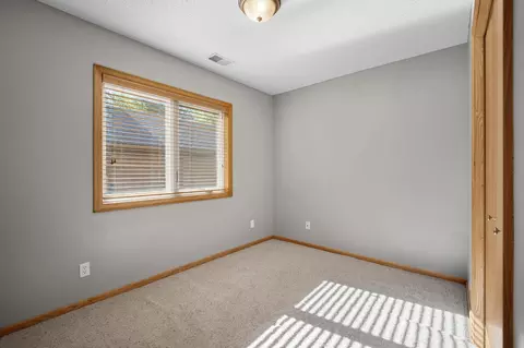 Bedroom - 960 Wildflower Ct, Eagan, MN 55123 photo 7 of 9