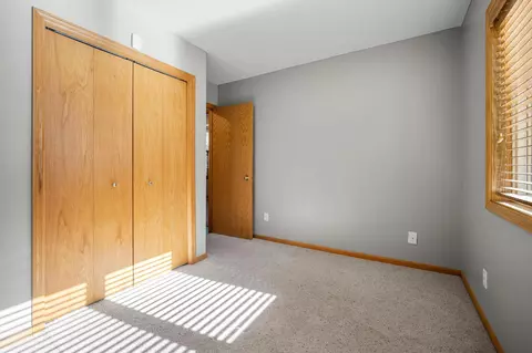 Bedroom - 960 Wildflower Ct, Eagan, MN 55123 photo 8 of 9