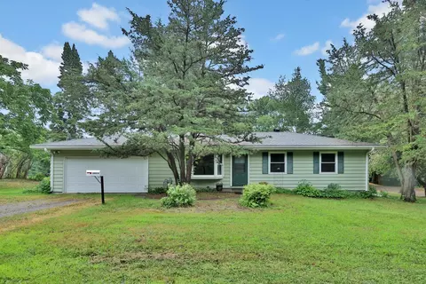 3230 Highway 107 NE, Braham, MN 55006