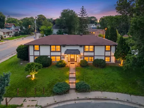 901 4th St NE, Minneapolis, MN 55413