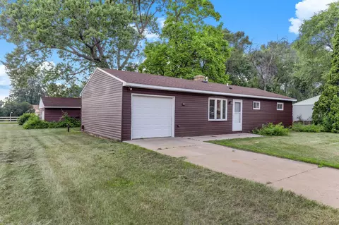 10100 Quince St NW, Coon Rapids, MN 55433