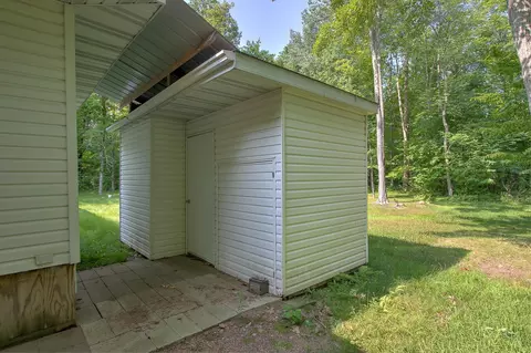Exterior - 14445 Maple Leaf Rd, Pine City, MN 55063 photo 7 of 9