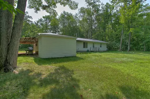 Exterior - 14445 Maple Leaf Rd, Pine City, MN 55063 photo 6 of 9