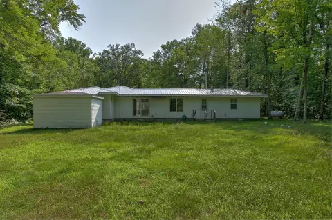 Exterior - 14445 Maple Leaf Rd, Pine City, MN 55063 photo 5 of 9