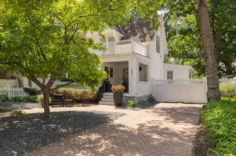 150 1st St, Excelsior, MN 55331