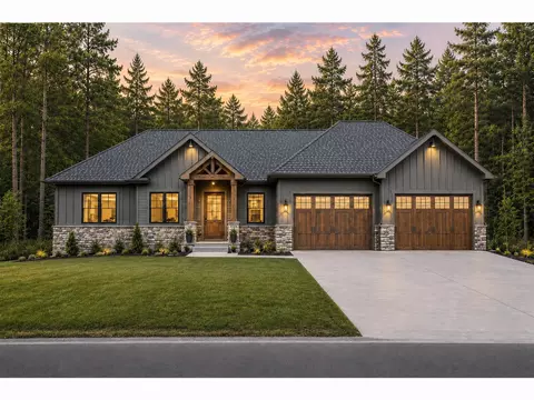 19996 Vintage Dr NW, Oak Grove, MN 55303
