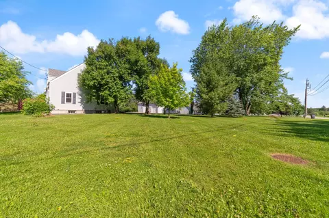 Exterior - 4073 Reinke Rd, Duluth, MN 55811 photo 3 of 6
