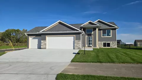 1801 12th Ave NE, Austin, MN 55912