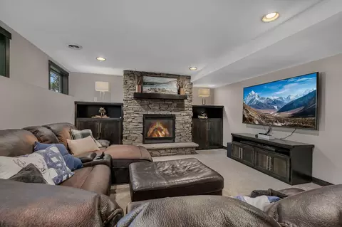 Living - 1701 Casselberry Rd, Saint Cloud, MN 56303 photo 8 of 10