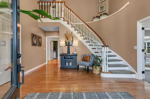 Entry Way - 1701 Casselberry Rd, Saint Cloud, MN 56303 photo 3 of 8