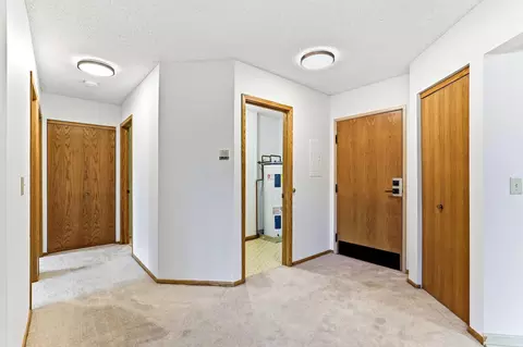 Entry Way - 2425 E Franklin Ave #303, Minneapolis, MN 55406 photo 1 of 3