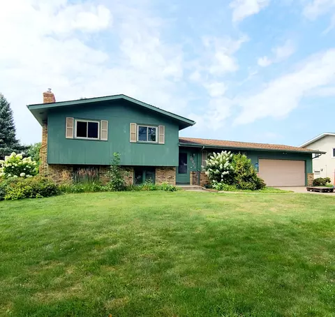 8273 Scott Ave N, Brooklyn Park, MN 55443