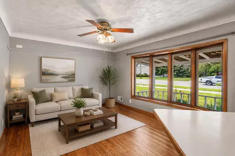 Living - 2842 Lexington Ave S, Eagan, MN 55121 photo 2 of 8