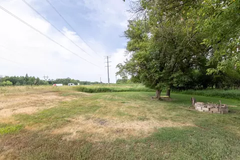 Exterior - 4334 Cooper Ave S, Saint Cloud, MN 56301 photo 13 of 15