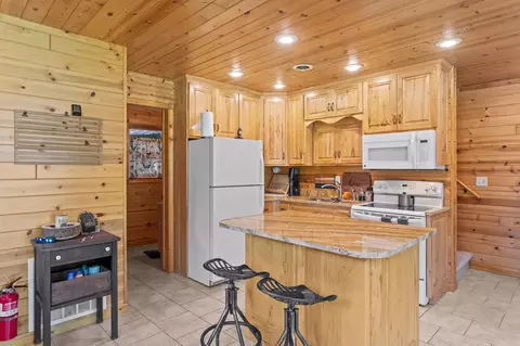 Kitchen - 21225 County Road 8, Cold Spring, MN 56320 photo 2 of 3