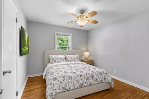 Bedroom - 949 7th Ave SW, Faribault, MN 55021 photo 1 of 3