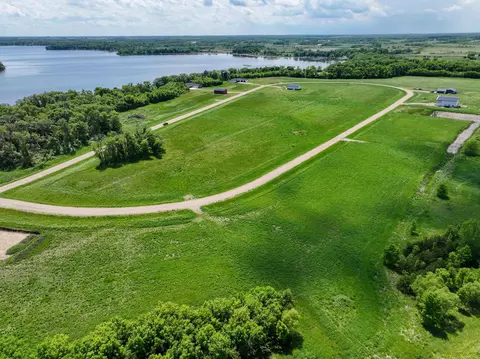 4 Us 2, Osakis, MN 56360 photo 1