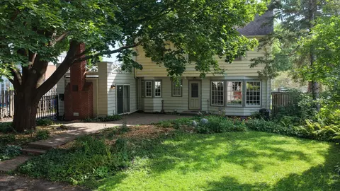 Exterior - 420 9th St SW, Willmar, MN 56201 photo 6 of 14