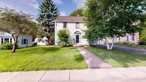 Exterior - 420 9th St SW, Willmar, MN 56201 photo 10 of 14