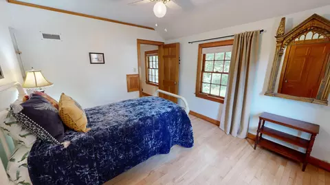 Bedroom - 420 9th St SW, Willmar, MN 56201 photo 4 of 6