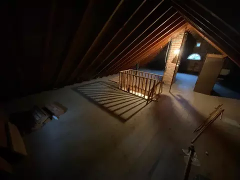 Entry Way - 420 9th St SW, Willmar, MN 56201 photo 3 of 3