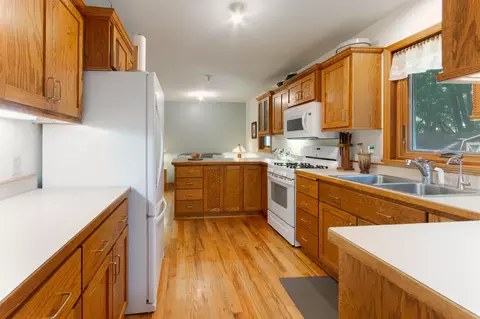 Kitchen - 2989 140th St E, Dundas, MN 55019 photo 1 of 7