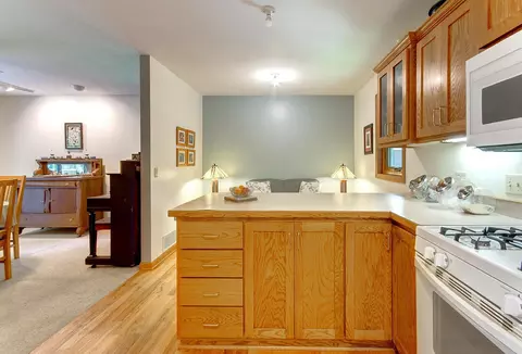 Kitchen - 2989 140th St E, Dundas, MN 55019 photo 6 of 7