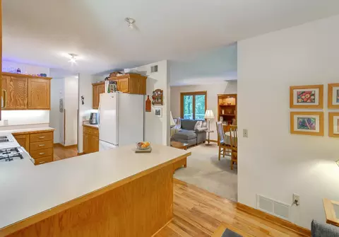 Kitchen - 2989 140th St E, Dundas, MN 55019 photo 5 of 7