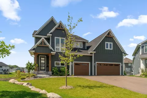 10229 Queensland Ln N, Maple Grove, MN 55311