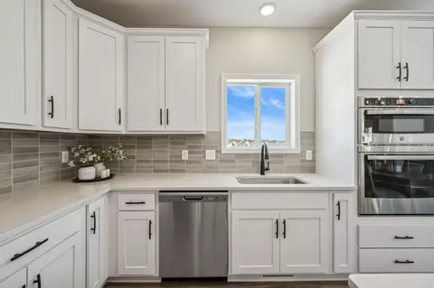 Kitchen - 941 Kepler Ave NE, Hanover, MN 55341 photo 5 of 5