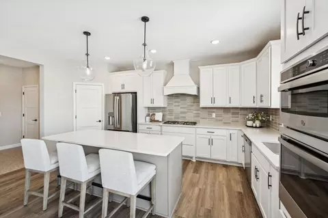 Kitchen - 941 Kepler Ave NE, Hanover, MN 55341 photo 2 of 5