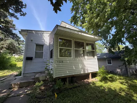 4228 Washington St NE, Columbia Heights, MN 55421